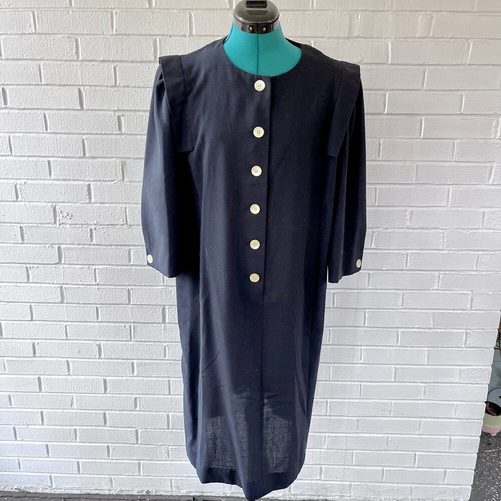Vintage 80s Bloomingdale’s volup black cotton shift dress